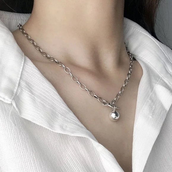 Sterling silver bead pendant necklace - Picture 3 of 6